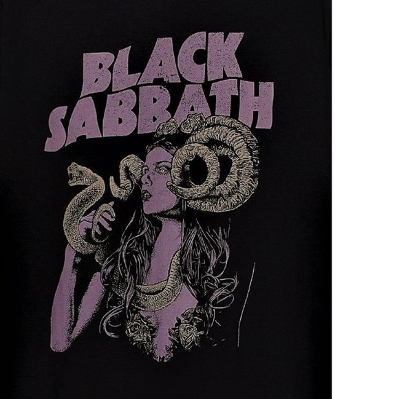 Black Sabbath Face Snakes H&M metal rock Official T-Shirt 2XL runs big NWT - Picture 3 of 3